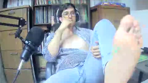 deficit online show from April 25, 7:21 am