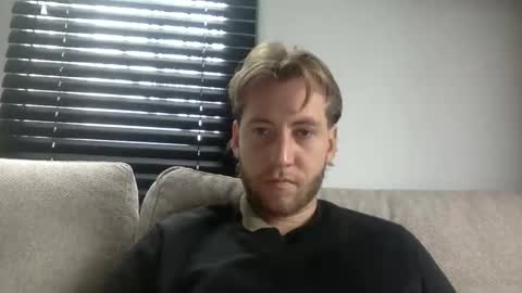 d3nnis_123 online show from November 3, 1:12 pm