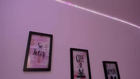 darling online show from December 18, 8:31 am