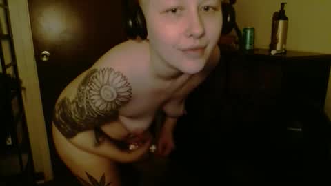 Daisy online show from November 18, 4:15 am