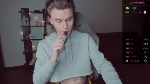 Snapshot of da_scin chatting on September 24, 11:06 am Daren online show from September 24, 11:06 am