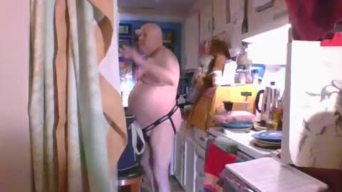 Daddy online show from March 10, 9:13 am