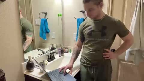 DaddydayDrinkz online show from February 21, 7:01 am