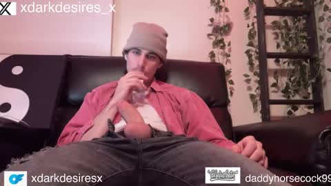 daddyhorsecock99 online show from February 5, 5:41 am