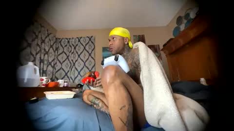 sexy tatted king bbc online show from May 3, 3:34 am