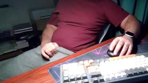 Snapshot of daddypimp3 chatting on October 6, 10:16 pm Paul online show from October 6, 10:16 pm