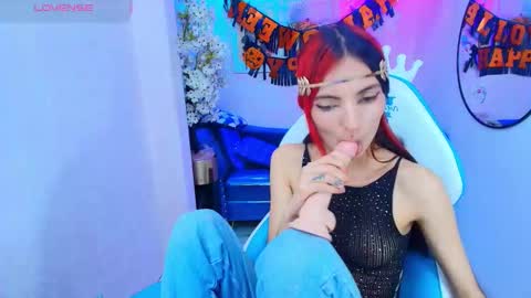 dafne huges online show from October 30, 8:53 pm