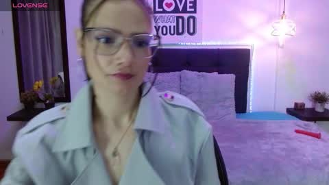 Snapshot of dafne_xx_ chatting on October 22, 1:57 pm dafne_xx_ online show from October 22, 1:57 pm