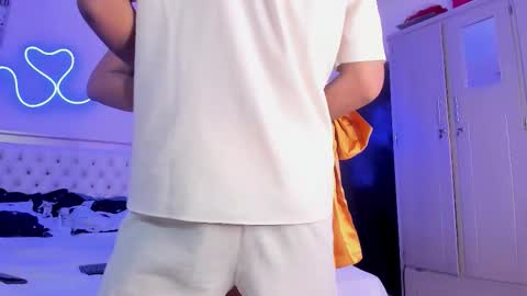 dafnezahiraa  online show from November 29, 5:15 am