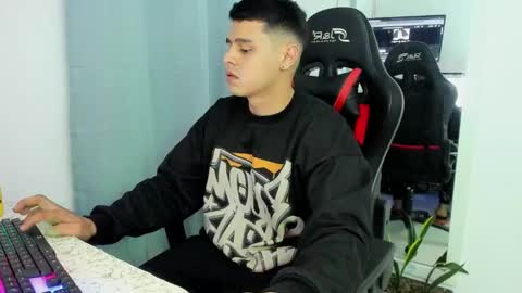 my name is Jhon and I live in colombia online show from November 4, 4:14 am