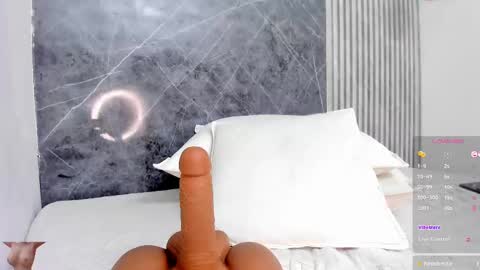 Snapshot of dahiana_gomez18 chatting on March 1, 5:49 pm Dahiana online show from March 1, 5:49 pm