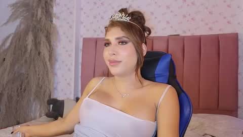 Dahiana online show from September 19, 8:23 pm