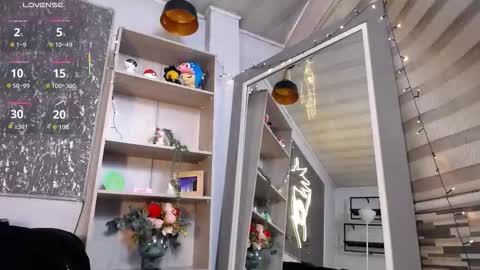 Dahlia online show from February 19, 3:44 pm