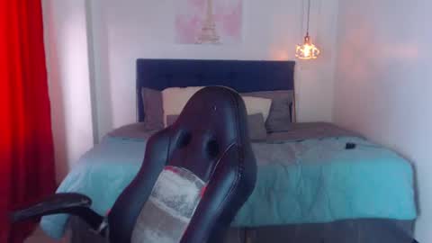 Snapshot of dahyan_ chatting on March 2, 8:18 pm DAHYAN online show from March 2, 8:18 pm