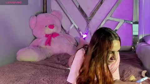 daicell juliana online show from November 11, 5:20 am