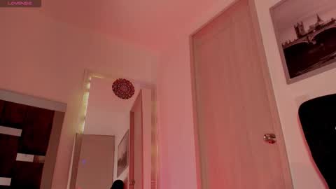  D A I L A  online show from March 10, 12:26 am