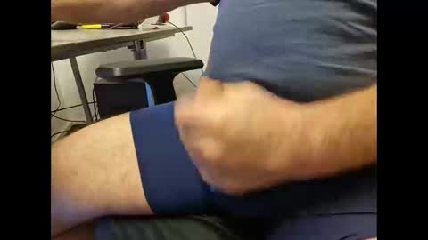 dailymonster online show from April 20, 10:29 am