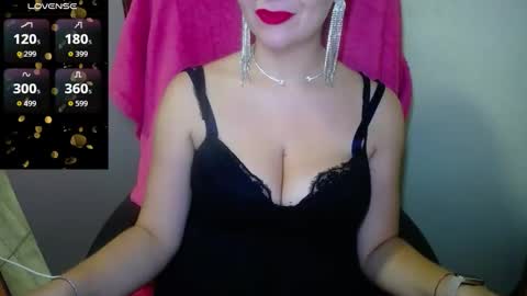 daintyygirl online show from October 14, 5:05 pm