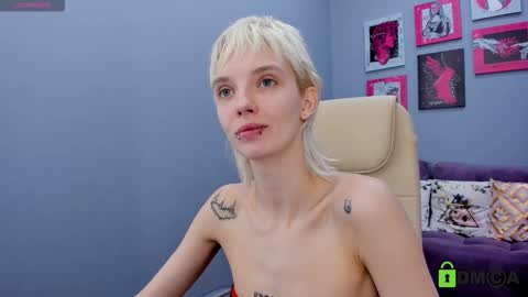 daisy__sweet online show from March 11, 9:12 am
