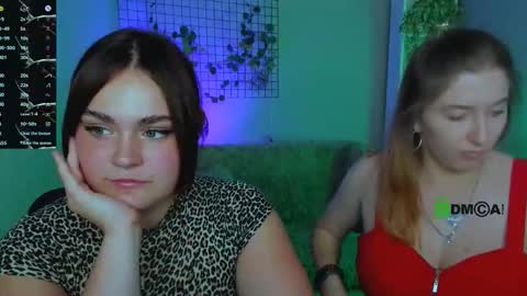 Little Di online show from September 21, 7:40 pm