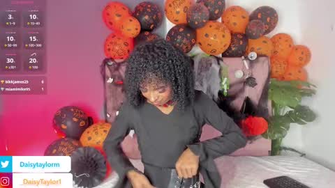 Daisy online show from October 25, 1:00 pm