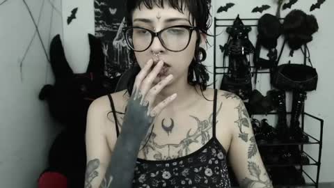 dakota online show from April 16, 3:06 am