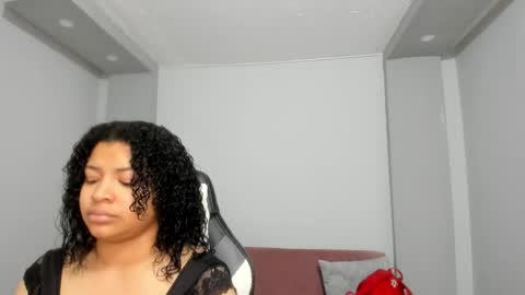 Snapshot of dakota_mars chatting on October 10, 12:00 pm dakota_mars online show from October 10, 12:00 pm