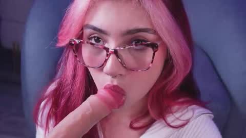 Dakota online show from December 20, 12:12 pm