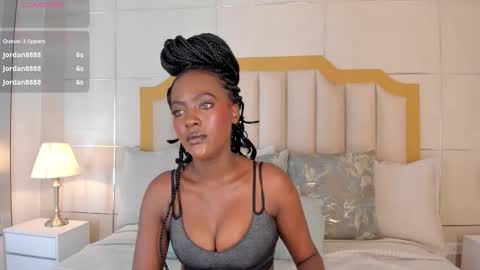    online show from November 25, 4:00 am