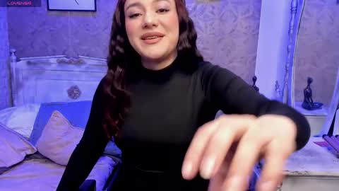 dali_collin online show from April 16, 2:17 pm