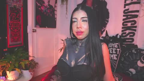 dalia_vorhees online show from April 15, 2:04 am