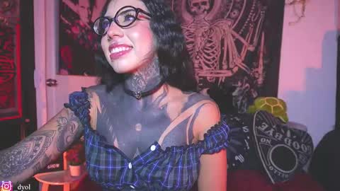 dalia_vorhees online show from February 20, 2:33 am