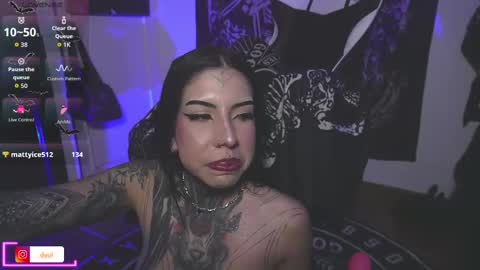 dalia_vorhees online show from November 15, 2:46 am