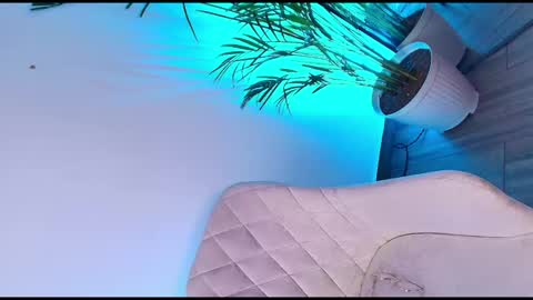 Dalila online show from November 14, 8:55 pm