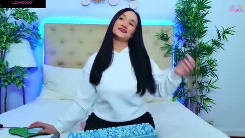 daliyaa_ online show from March 23, 1:05 pm