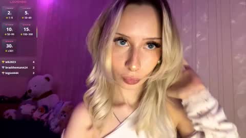 dallaspember online show from December 17, 2:35 pm