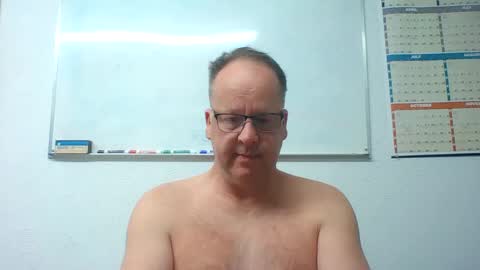 dallastxguy74 online show from December 11, 8:15 am