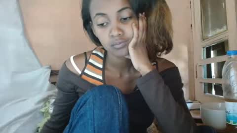 dallyarose online show from February 25, 5:22 am