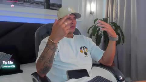 DAMIAN online show from February 11, 12:53 pm