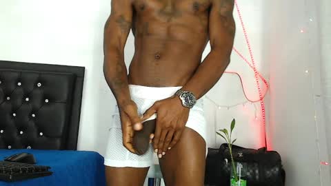 damian_hart_24cm online show from March 27, 12:06 pm