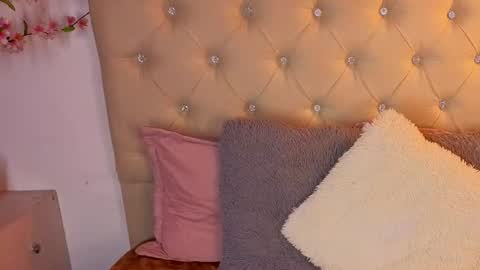 damian_n_lissa online show from June 28, 2:07 am