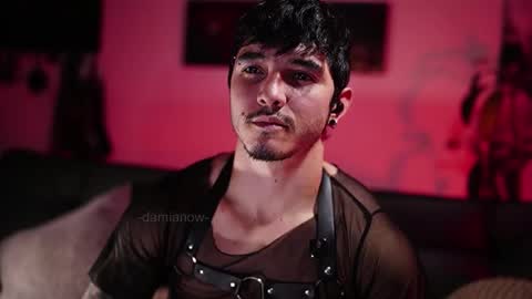 insta damn8   --------  online show from March 4, 12:29 am