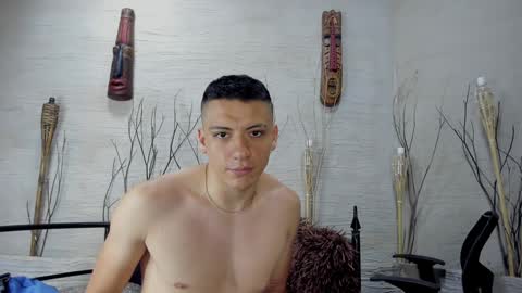 Damian Phill online show from February 8, 7:27 pm