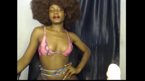 leah online show from November 30, 7:15 am