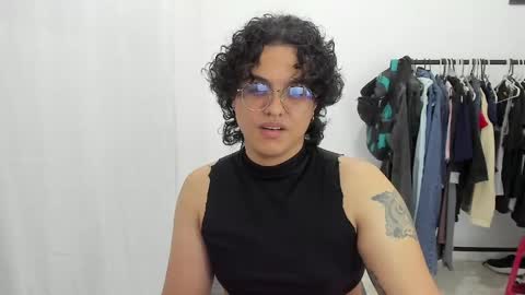 Diane Blosson online show from March 25, 1:01 am