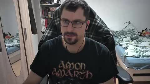 King Dan online show from November 10, 8:55 pm