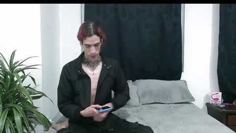 Dan and Noah online show from January 1, 1:15 am