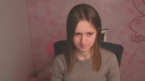 Snapshot of dana_orchid_ chatting on March 6, 3:35 pm Dana online show from March 6, 3:35 pm