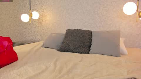    online show from February 24, 1:52 am