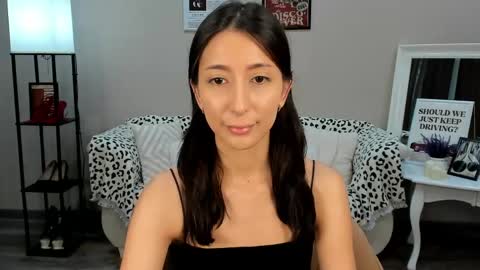 DanaRoges online show from May 22, 6:20 am